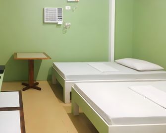 Mainstreet Pension House - Bacolod - Bedroom