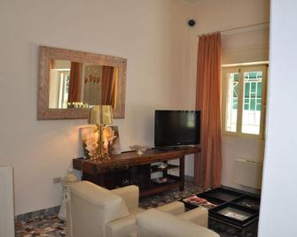 Hotel Verdesolemare - Marina Di Pietrasanta