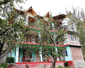 Apple Field House - Manali - Building
