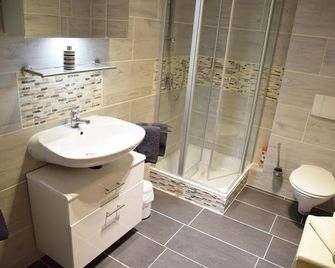 Ferienwohnung Christine - Berchtesgaden - Kylpyhuone