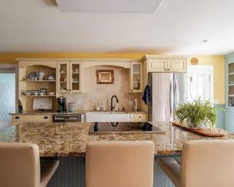 Amazing 5-bedroom house in Mansfield - Mansfield Center - Küche