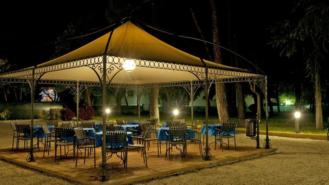 Villa Raffaello Park Hotel