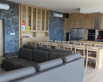 Make it Happen Farm - Urzelina - Living room