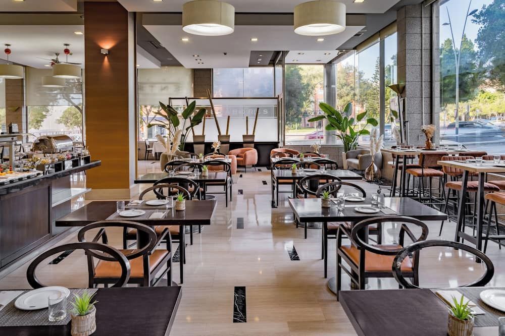 Elba Almeria Business & Convention Hotel - אלמריה - מסעדה