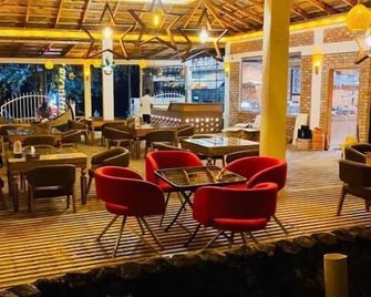 Beach Queen Resort - Cox's Bazar - Restaurante