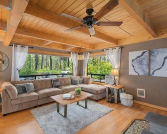 Thyme Out by NW Comfy Cabins - Leavenworth - Sala de estar