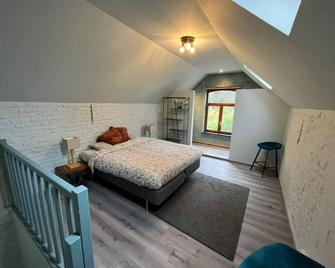 Cosy little house - Kraainem - Bedroom