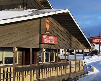 Airport Chalet - Whitehorse - Bâtiment