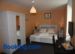 La Maison D'Hôtes Du Mont Des Cats - Godewaersvelde - Bedroom