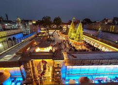 The Sacred Stay - Varanasi - Pool