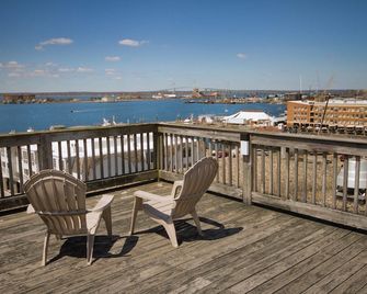 Thames Street - Newport Harbor 1 Bedroom - Newport - Balkon