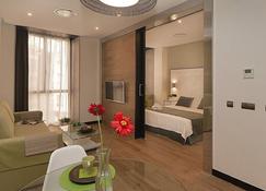 Apartamentos Suites Oficentro Deluxe - Málaga - Phòng ngủ