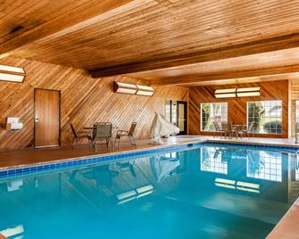 Best Western Liberty Inn - Delano - Bazén