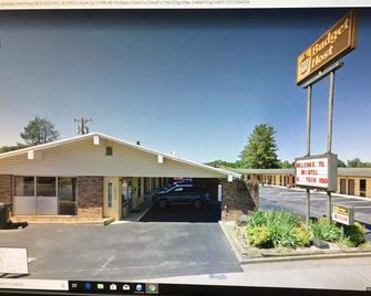 Budget Host Inn Bristol - Bristol - Byggnad
