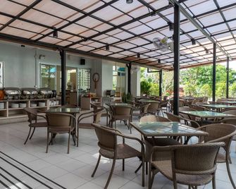 Recenta Suite Phuket Suanluang - Wichit - Restaurant