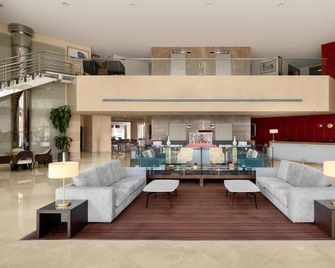 Park Inn by Radisson Al Khobar - Al Khobar - Reception