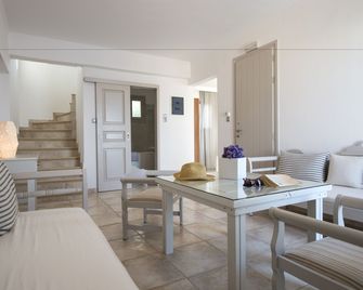 Kanale's Rooms and Suites - Naousa - Phòng khách