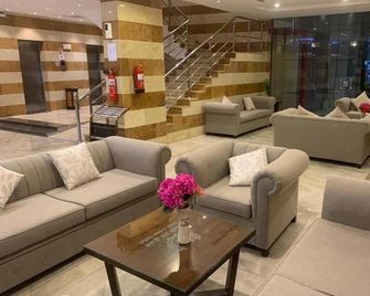 فندق تاج النخبة - جازان - ردهة