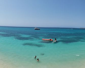 Ecohotel Hector - Barú - Beach