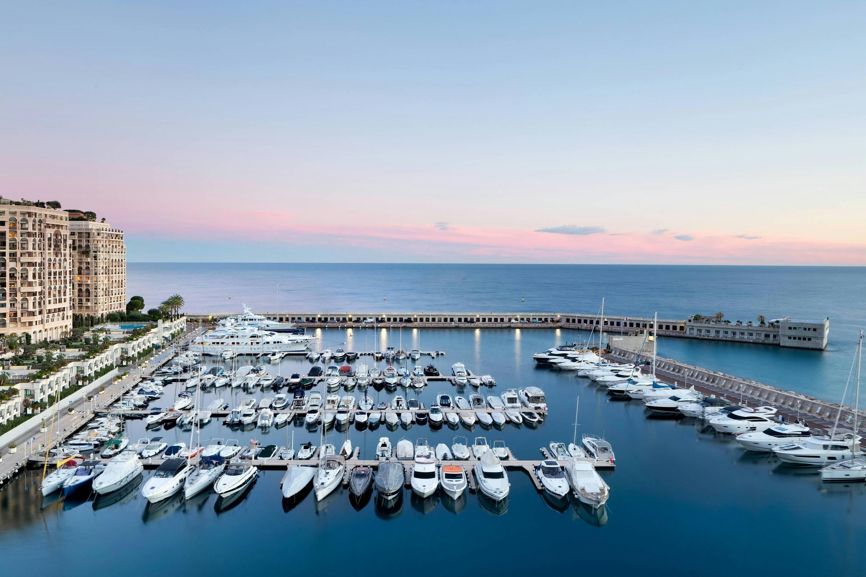 Riviera Marriott Hotel La Porte de Monaco - Cap-d’Ail - Außenansicht