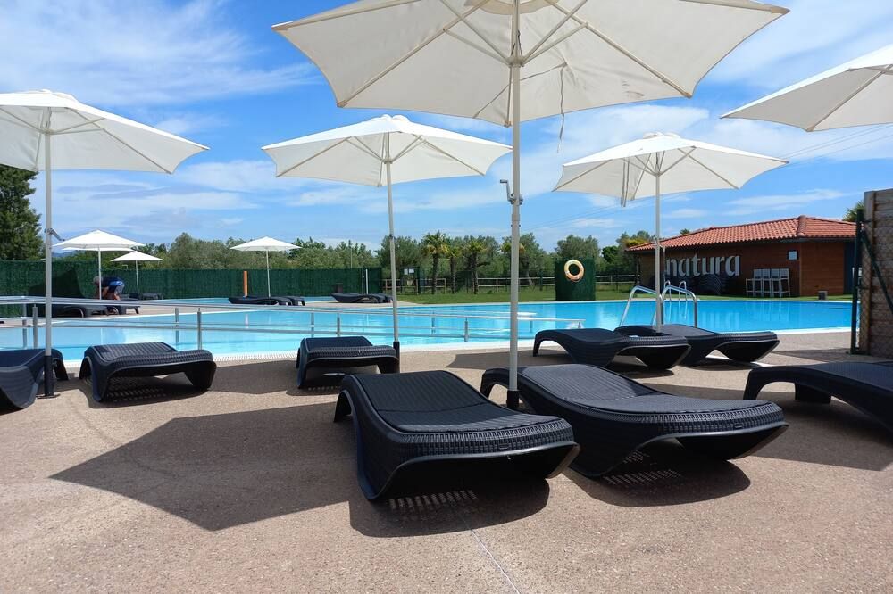 Natura Resorts - Casalarreina - Piscina