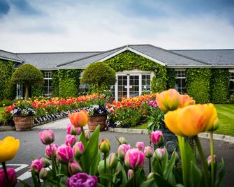 The Keadeen Hotel - Newbridge - Budova