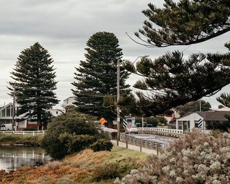 Moyne Views 2 - Port Fairy - Вигляд зовні