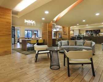 Holiday Inn Nashville-Vanderbilt (Dwtn) By IHG - Nashville - Lobby