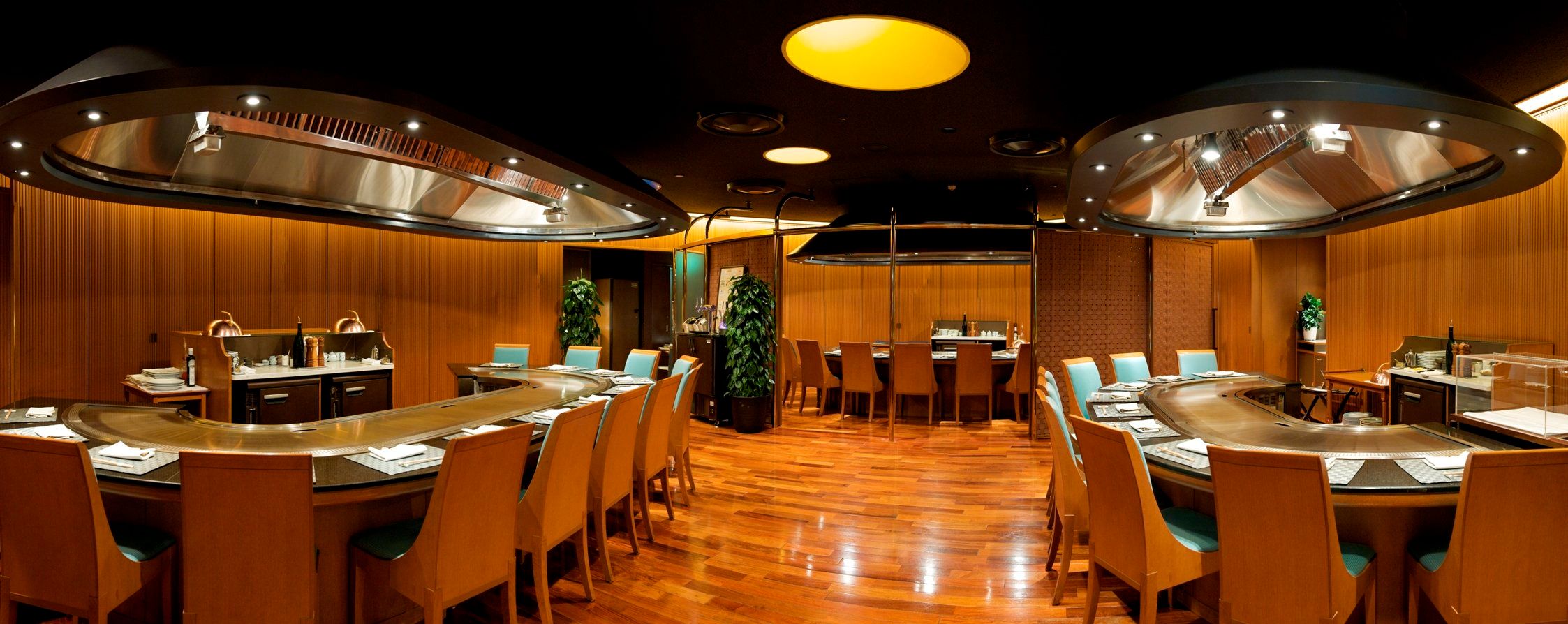 Restaurant view of Hotel Granvia Osaka