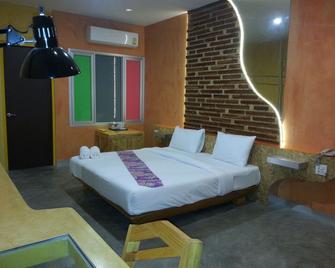 Tanisa Resort - Chumphon - Bedroom