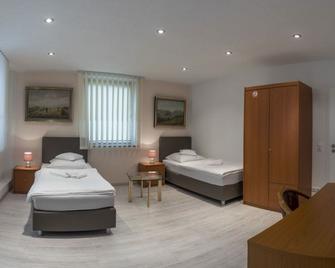 Pension Donau - Hannover - Habitación