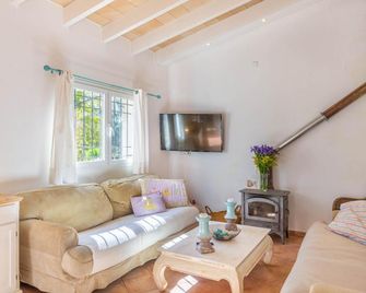 Country House With A Pool In Port D'Andratx - Andratx - Sala de estar