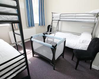 Alnwick Youth Hostel - Alnwick - Bedroom
