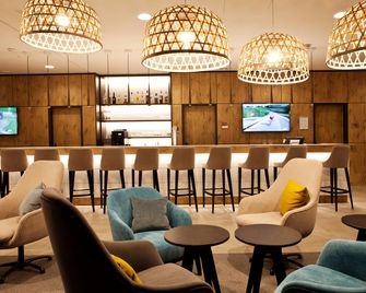 Hampton by Hilton Aachen Tivoli - Aachen - Bar