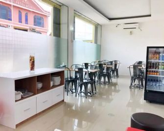 The Galton Hotel - Baubau - Restaurante