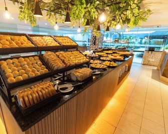Coral Plaza Apart Hotel - Natal - Buffet