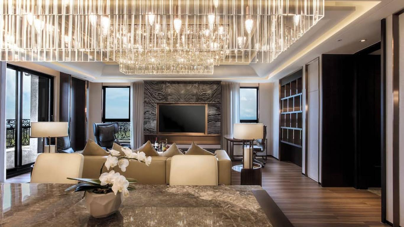 هوتل فاليتا