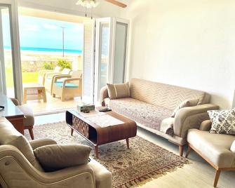 Stunning Beachfront Villa on North Coast Mediterranean - Borg El Arab - Living room