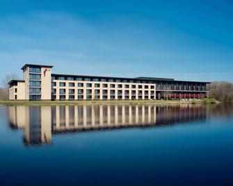 Van der Valk Hotel Sneek - Sneek - Gebäude
