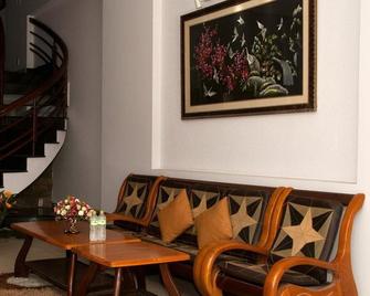 Palm - Ho Chi Minh City - Living room