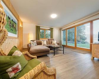 Holiday apartment Dietringen for 1 - 3 persons with 2 bedrooms - Holiday apartment - Rieden am Forggensee - Living room