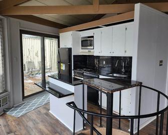 Lakefront Getaway! - DuBois - Kitchen