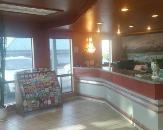 Sunrise Inn - Everett - Front desk