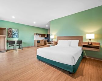 Echo Suites Extended Stay by Windham Naples - Neapol - Sypialnia