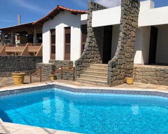 Conceitual Hostel Natal - นาตาล - สระว่ายน้ำ