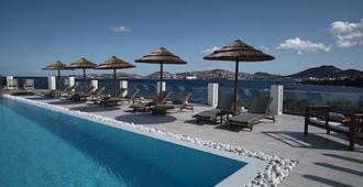 Paros Bay Hotel - Parikia - Piscina