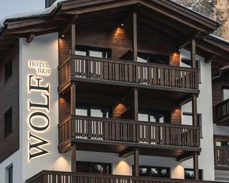 Hotel Wolf - Selva di Val Gardena - Edificio
