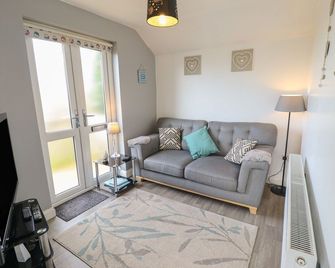 Field View - Grimsby - Wohnzimmer