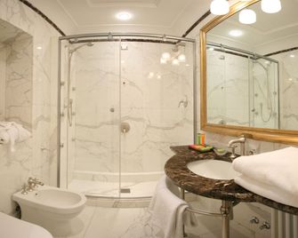 Hotel Villa Duse - Roma - Banheiro