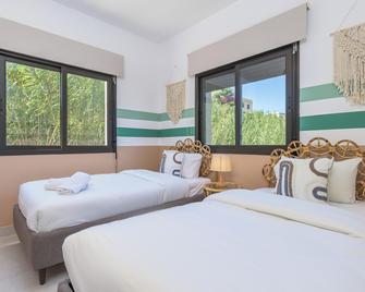Glow Studios & Apartments in Batroun - Batroûn - Bedroom